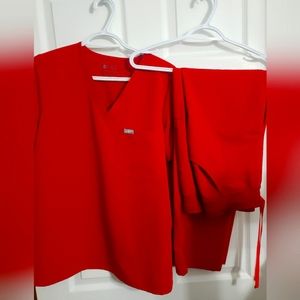 Figs winning red set excellent condition sz M